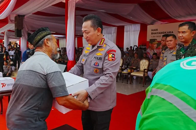 Kapolri Gelar Baksos untuk Stabilitas Kebutuhan Jelang Ramadan